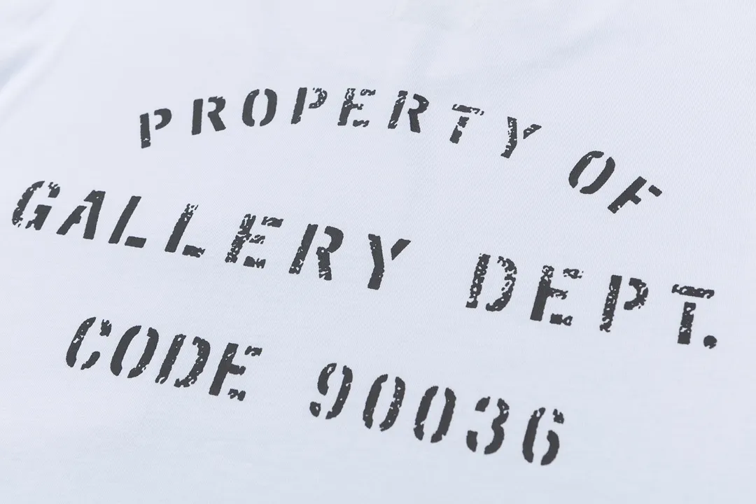 Model D140 Gallery dept American fashion brand pocket print high street short-sleeved T-shirt, front pocket ten print. Shrunk and shaped, soft, comfortable and breathable, no pilling, no fading and no deformation, S to XL, p106